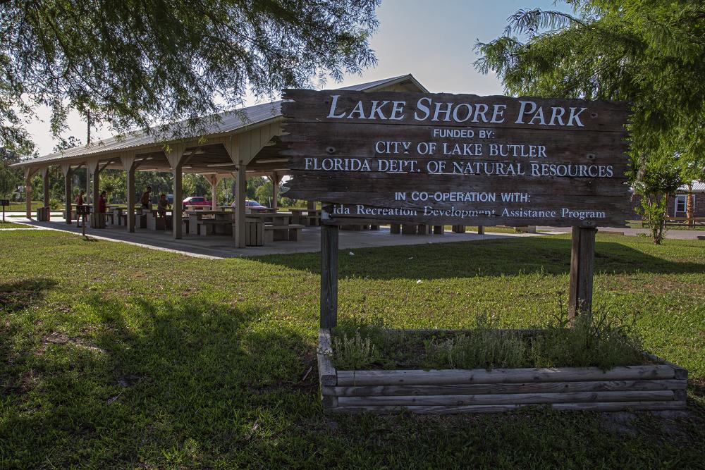 Lakeshore Park 0229